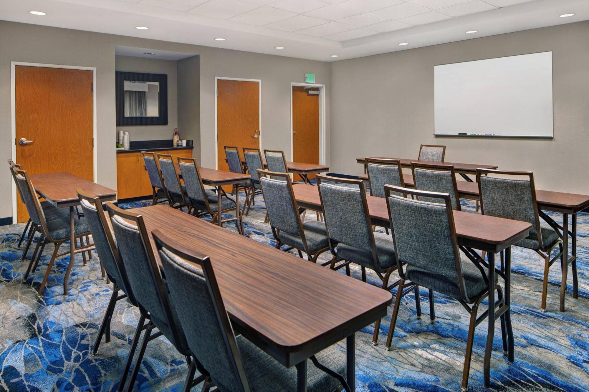 Fairfield Inn And Suites Carlsbad Exterior photo