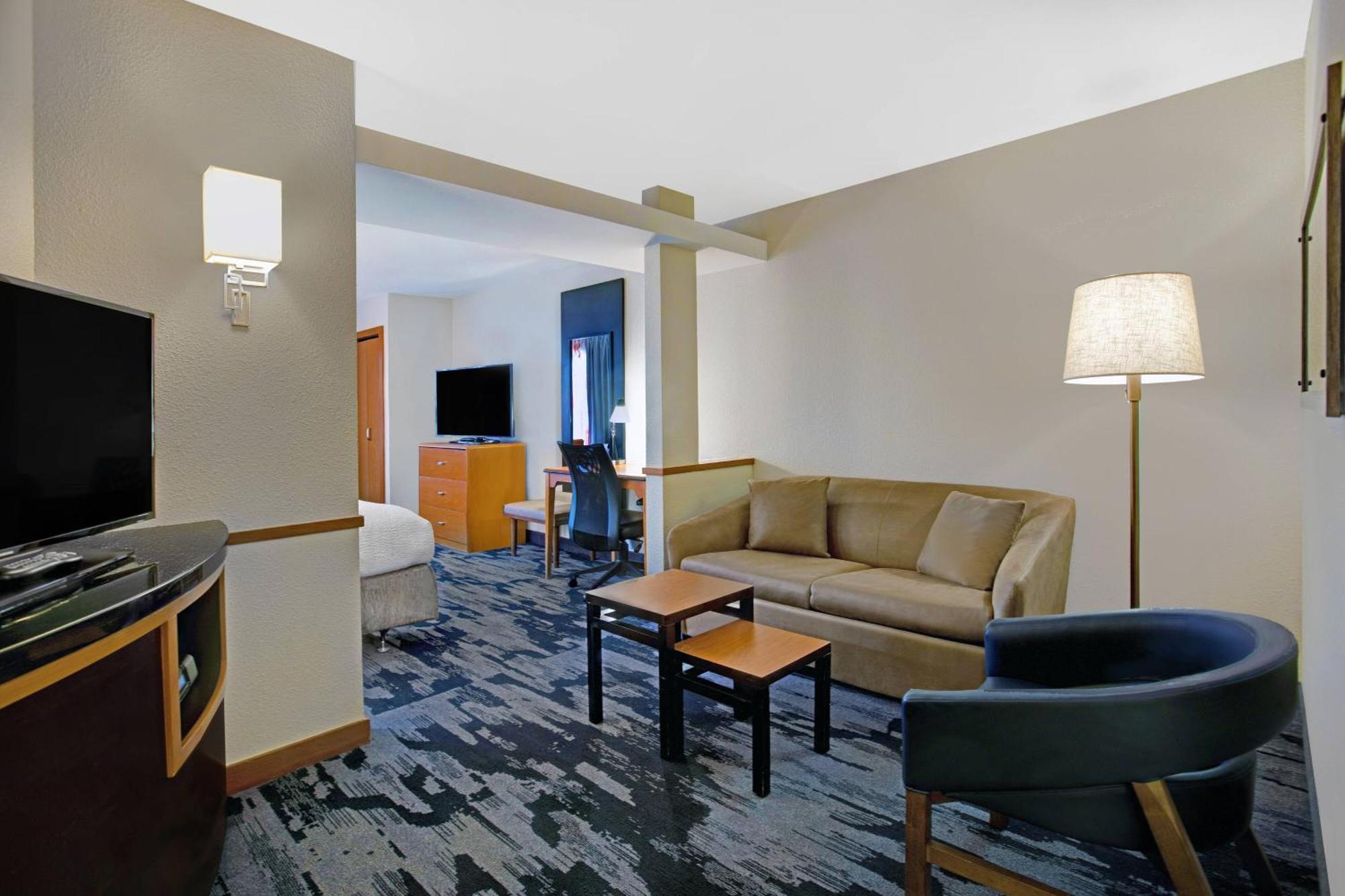 Fairfield Inn And Suites Carlsbad Exterior photo